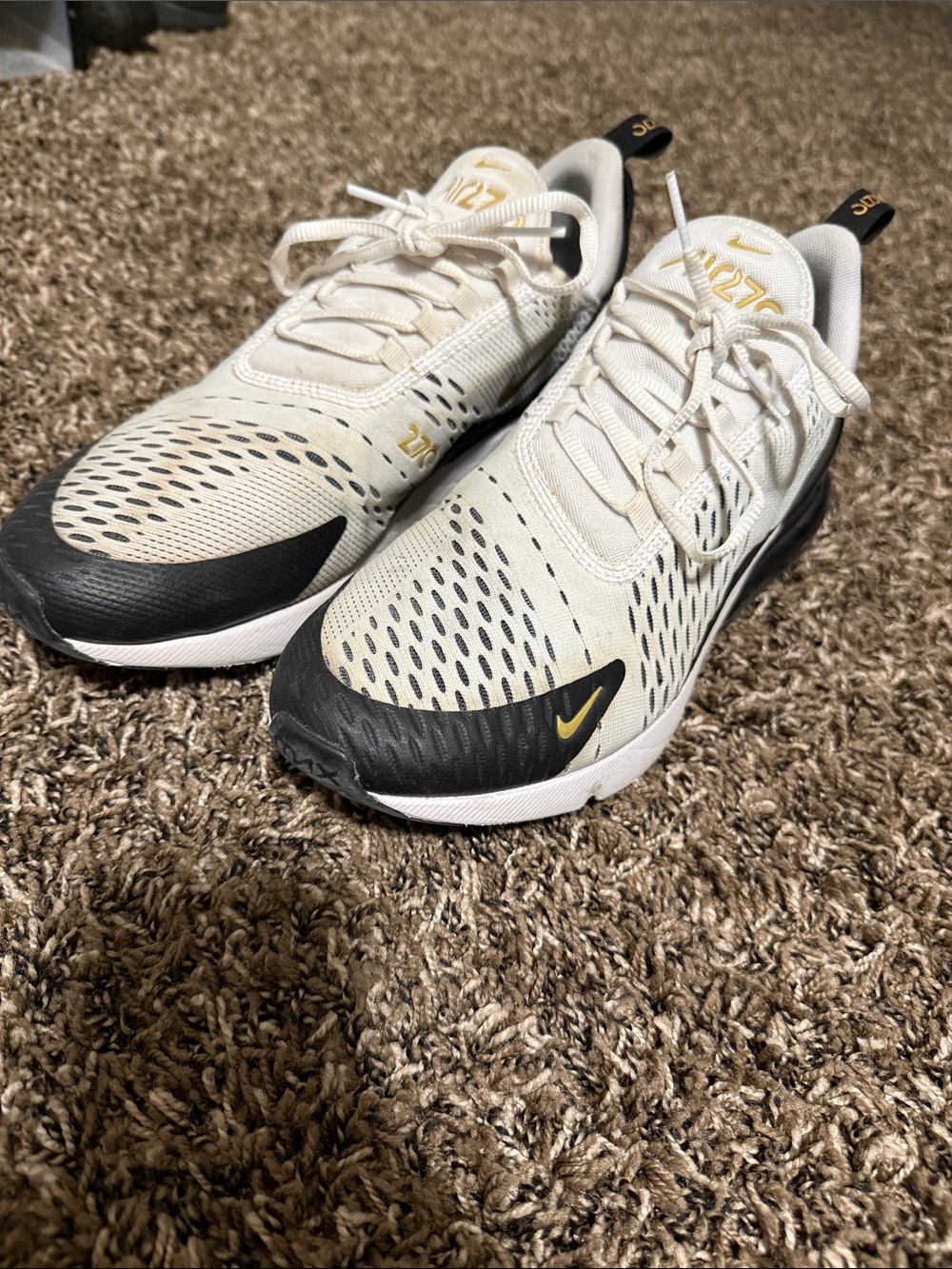 Nike Men’s Cream, Black and Gold Athletic Running Shoes